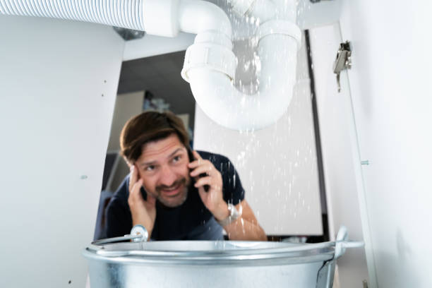 Best Emergency Plumber  in Waldpt, OR